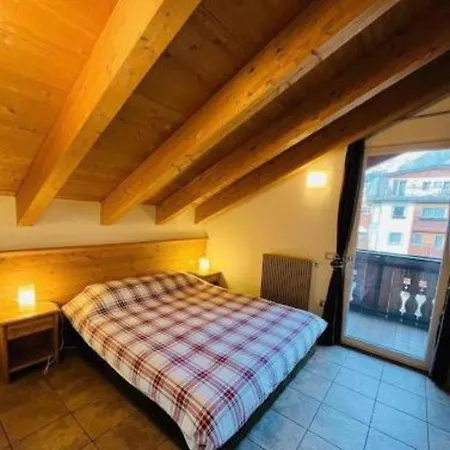 Apartment Dolomia Attic Bormio