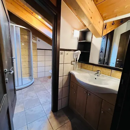 Dolomia Attic Apartment Bormio